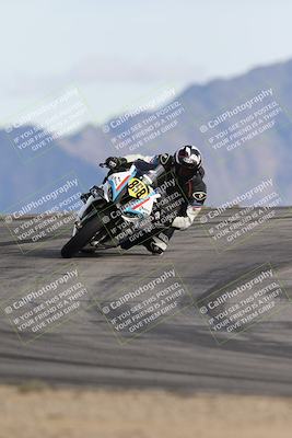 media/Nov-16-2025-Race Pace (Sun) [[8c5fa54630]]/Verified Riders/8-Turn 12 (120pm)/